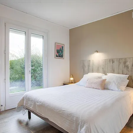 Maison De Plain-pied Avec Jardin Prive Et Terrasse A - Fr-1-788-40 Holiday home Cabourg