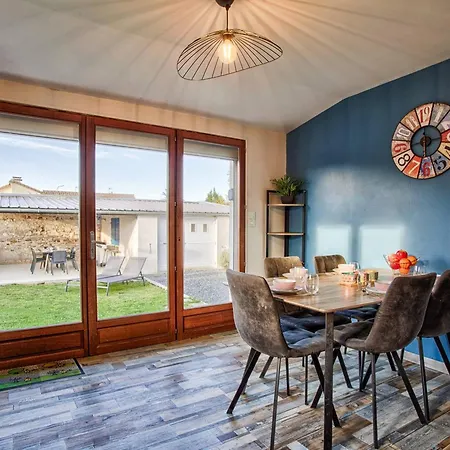 Vakantiehuis Maison De Plain-pied Avec Jardin Prive Et Terrasse A - Fr-1-788-40